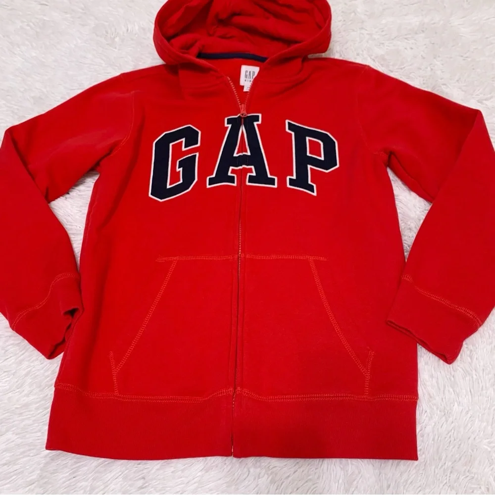 GAP Kids size‎ XXL(14-16) long sleeve full zip Hoodie in red